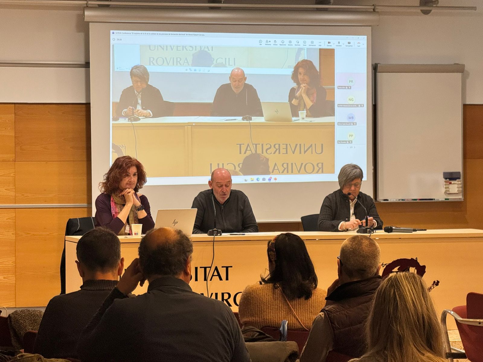 Videotrucada entre els membres del grup de recerca ARGET